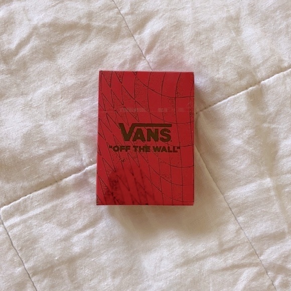 NWT Vans Off The Wall Playing Cards Deck - Picture 3 of 3